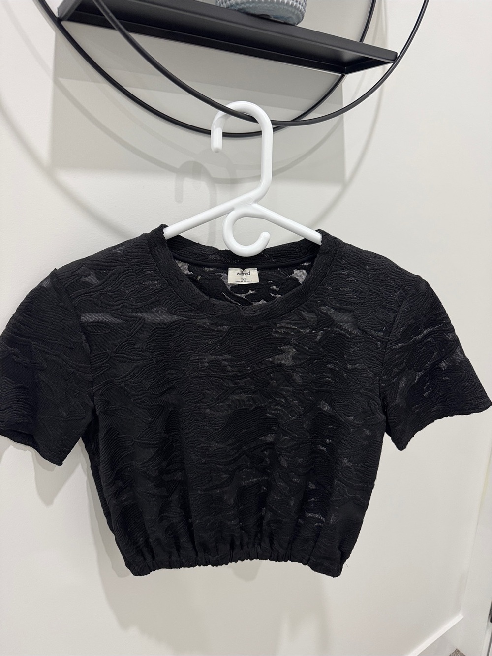 Black Wilfred elastic waist crop